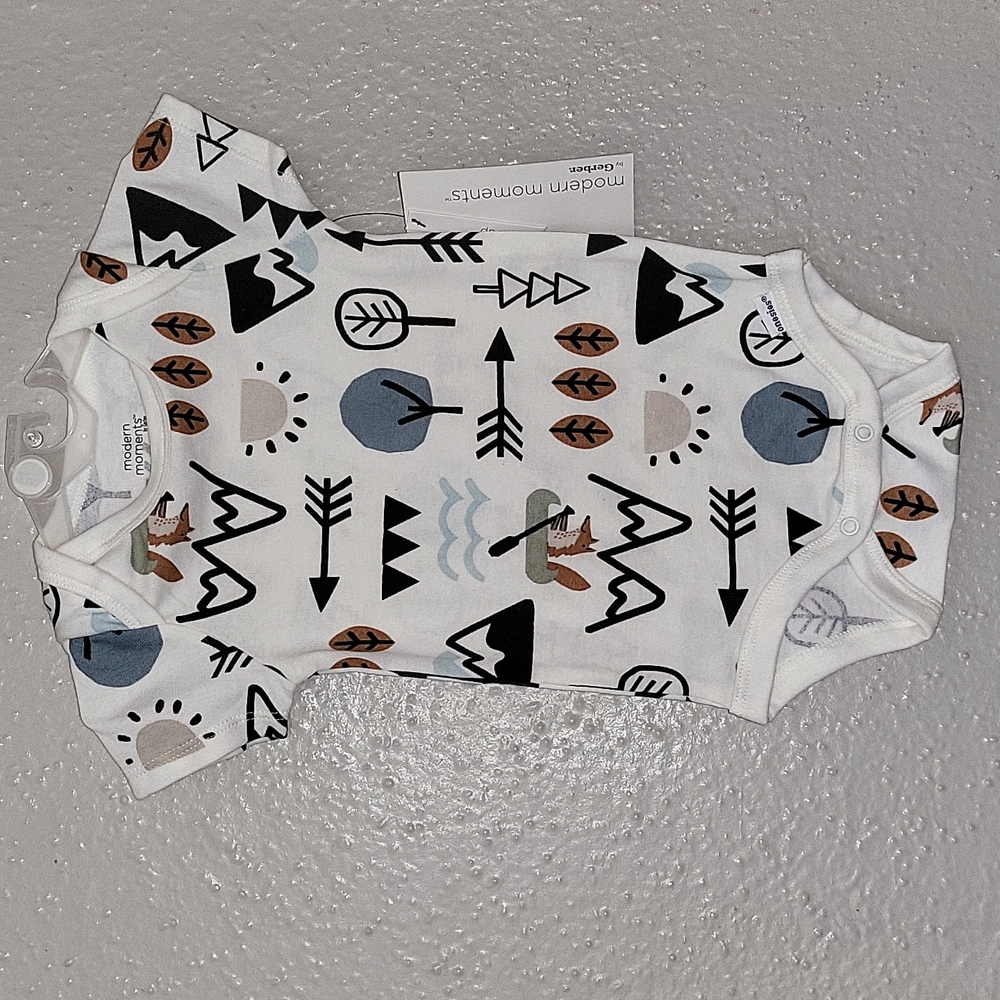 Gerber Baby Bodysuit/ Onesie